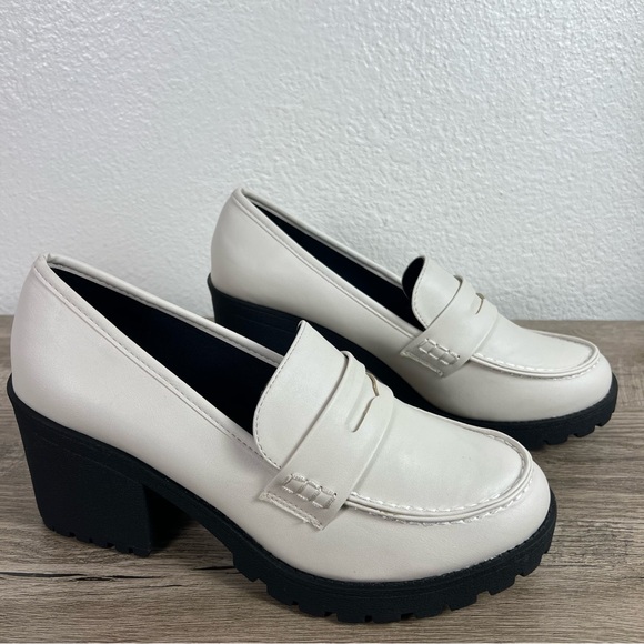 Soda Women's Chunky White Heel Loafers Size 10 Grunge Y2K Platform - Picture 1 of 8
